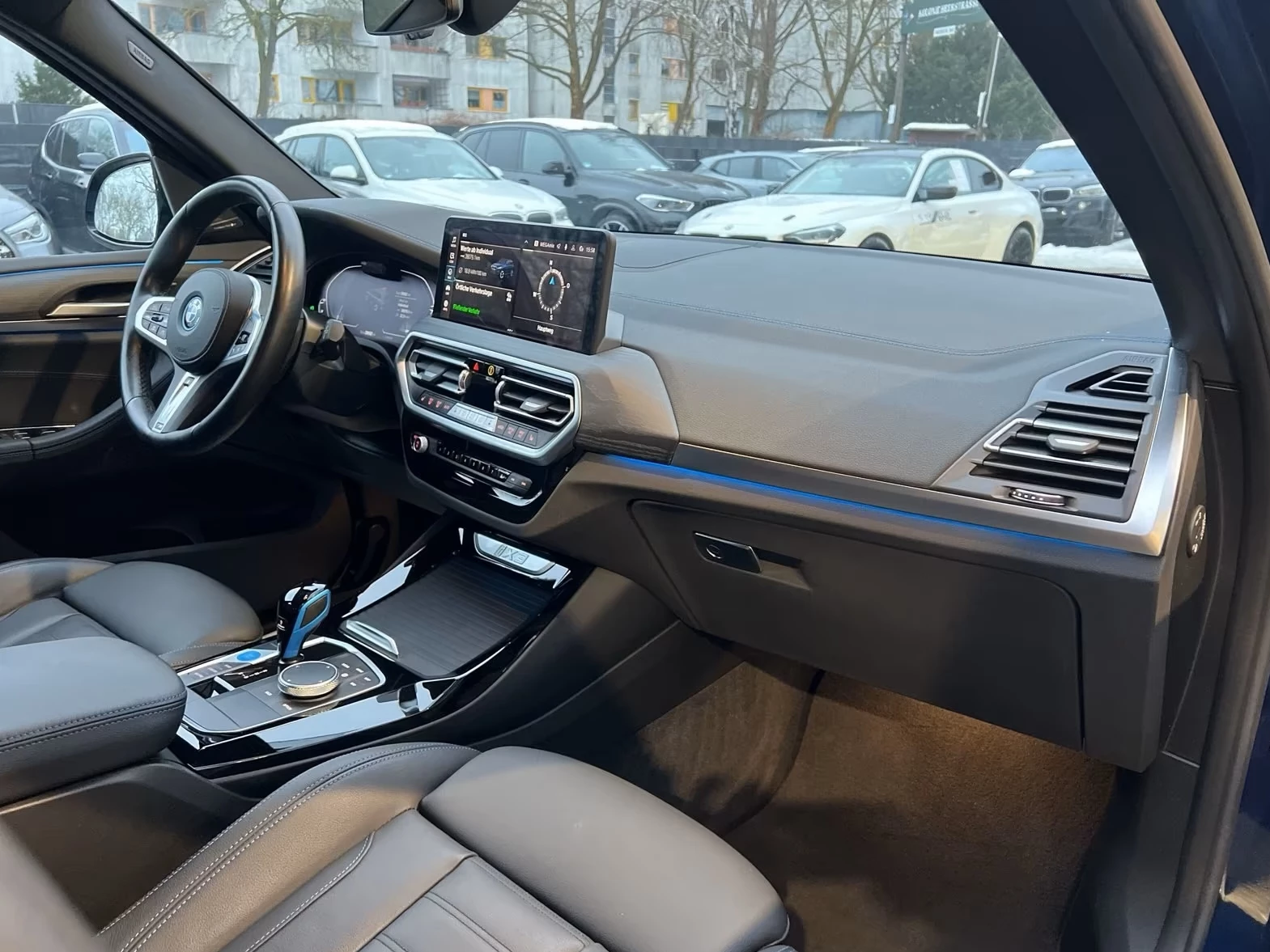 Hoofdafbeelding BMW iX3