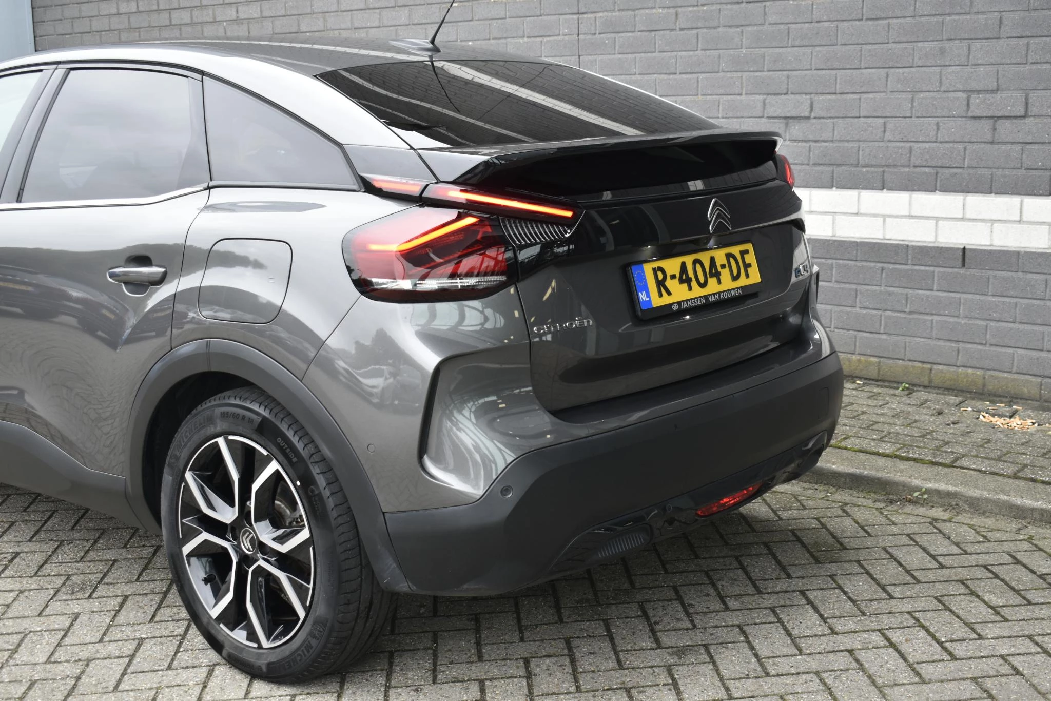 Hoofdafbeelding Citroën ë-C4