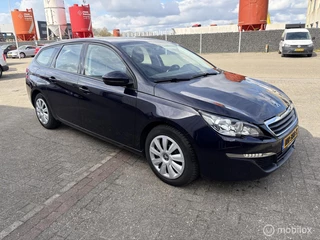Peugeot 308 SW 1.2 PureTech Blue Lease