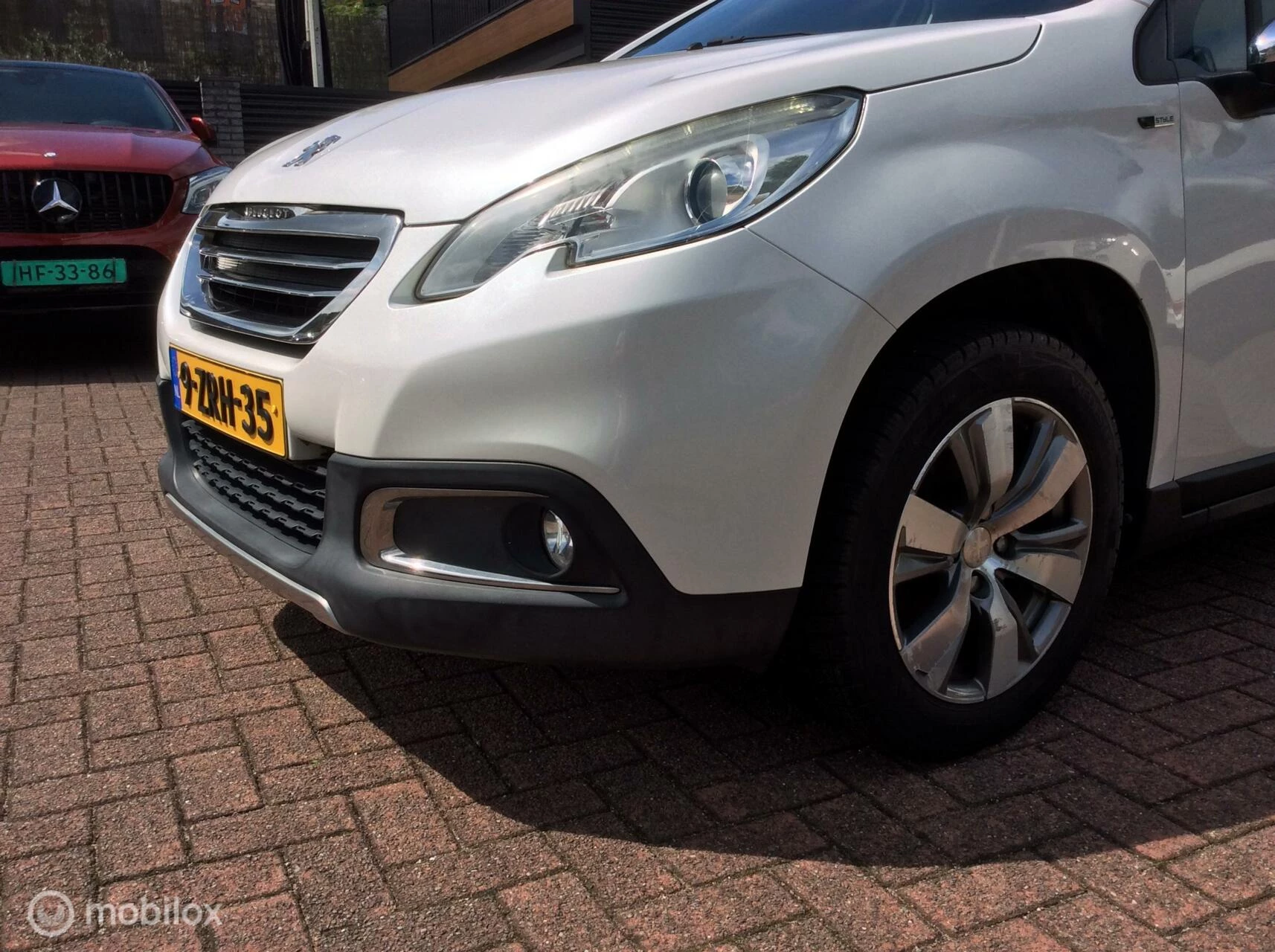 Hoofdafbeelding Peugeot 2008