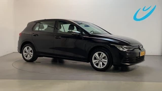 Volkswagen Golf 1.0 eTSI 110pk DSG Life Sfeerverlichting Virtual Cockpit Navigatie DAB+