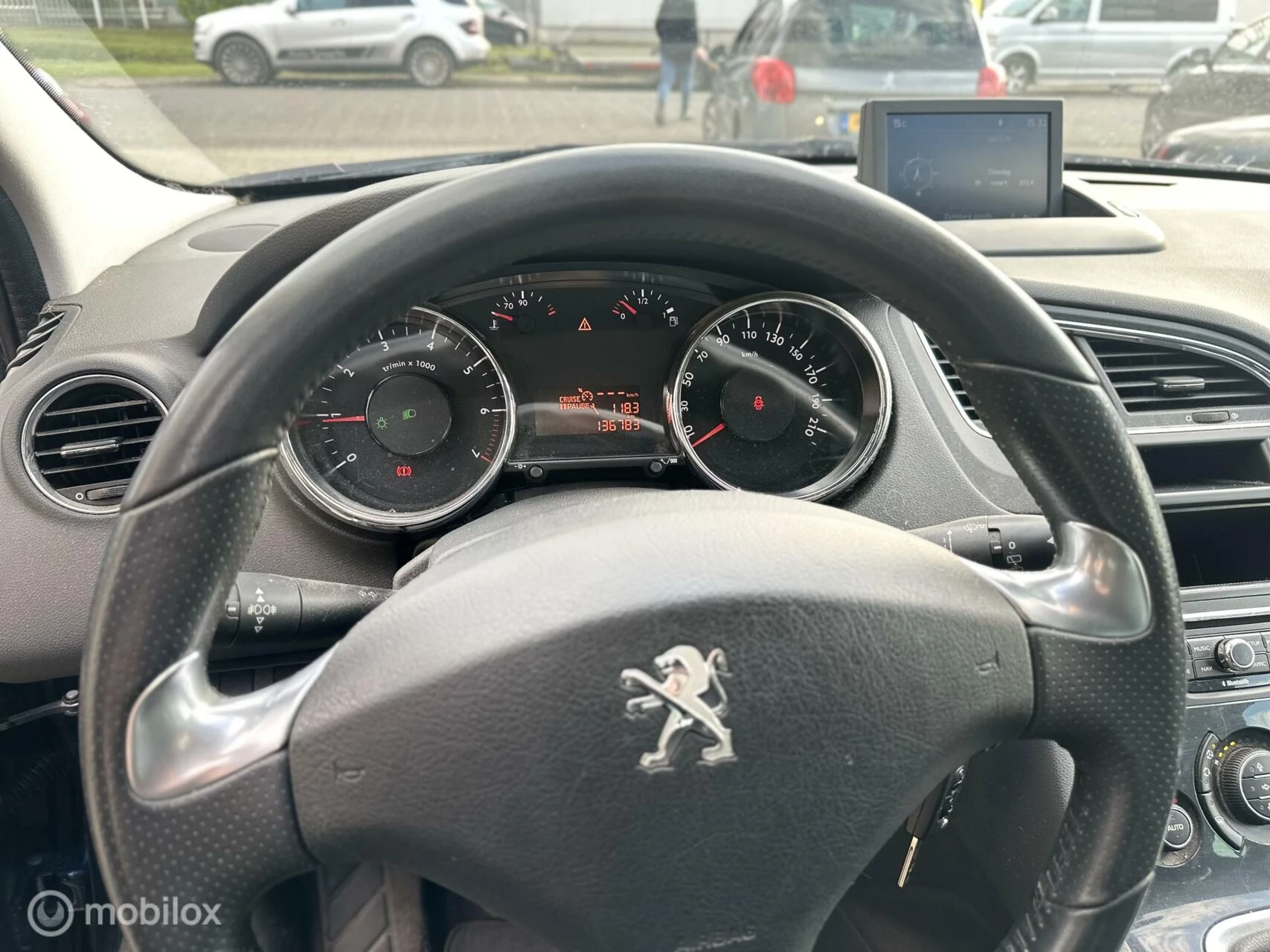 Hoofdafbeelding Peugeot 5008