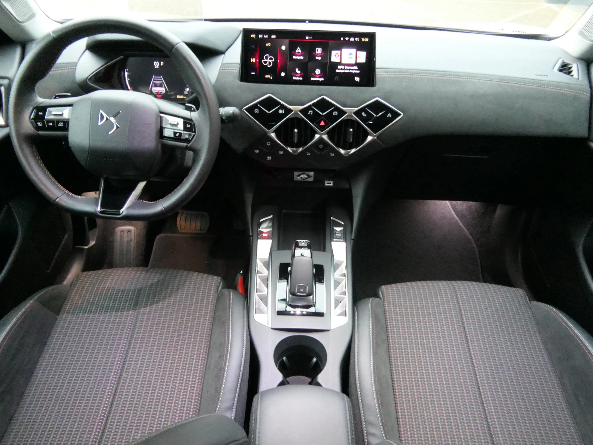 Hoofdafbeelding DS DS 3