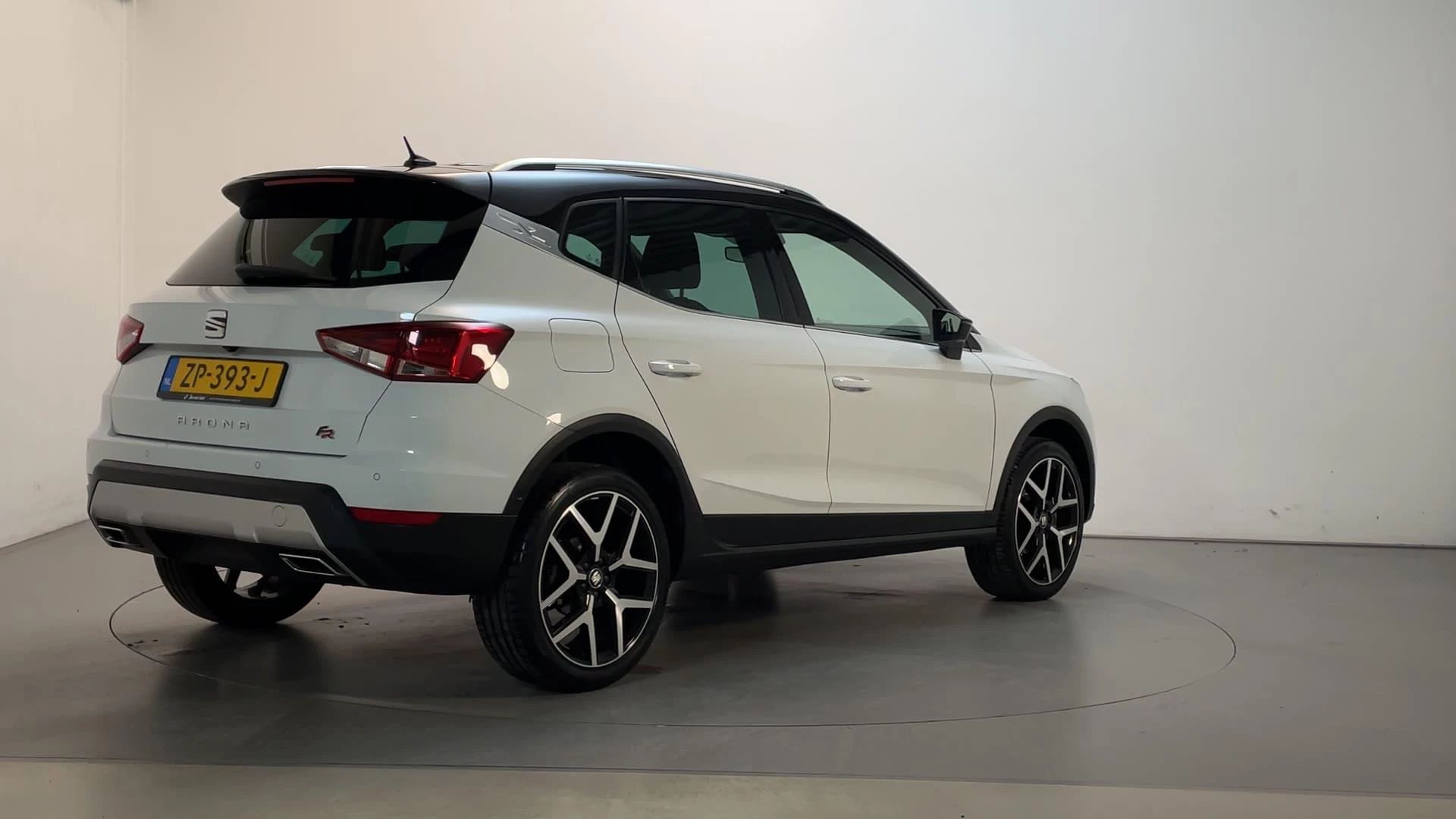 Hoofdafbeelding SEAT Arona