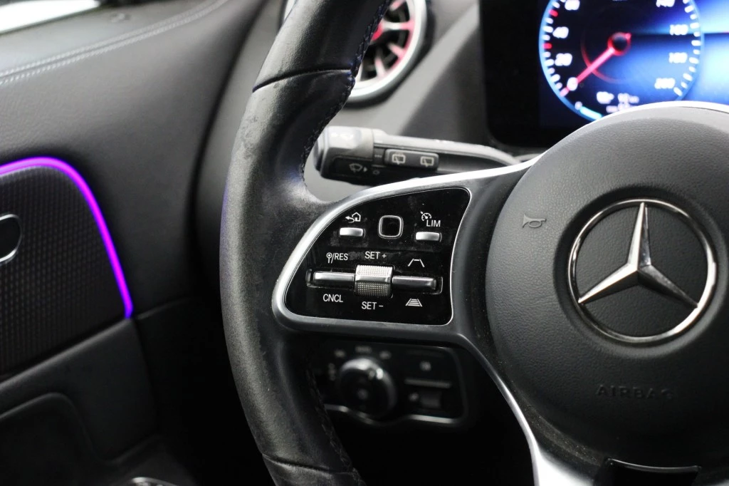 Hoofdafbeelding Mercedes-Benz EQA