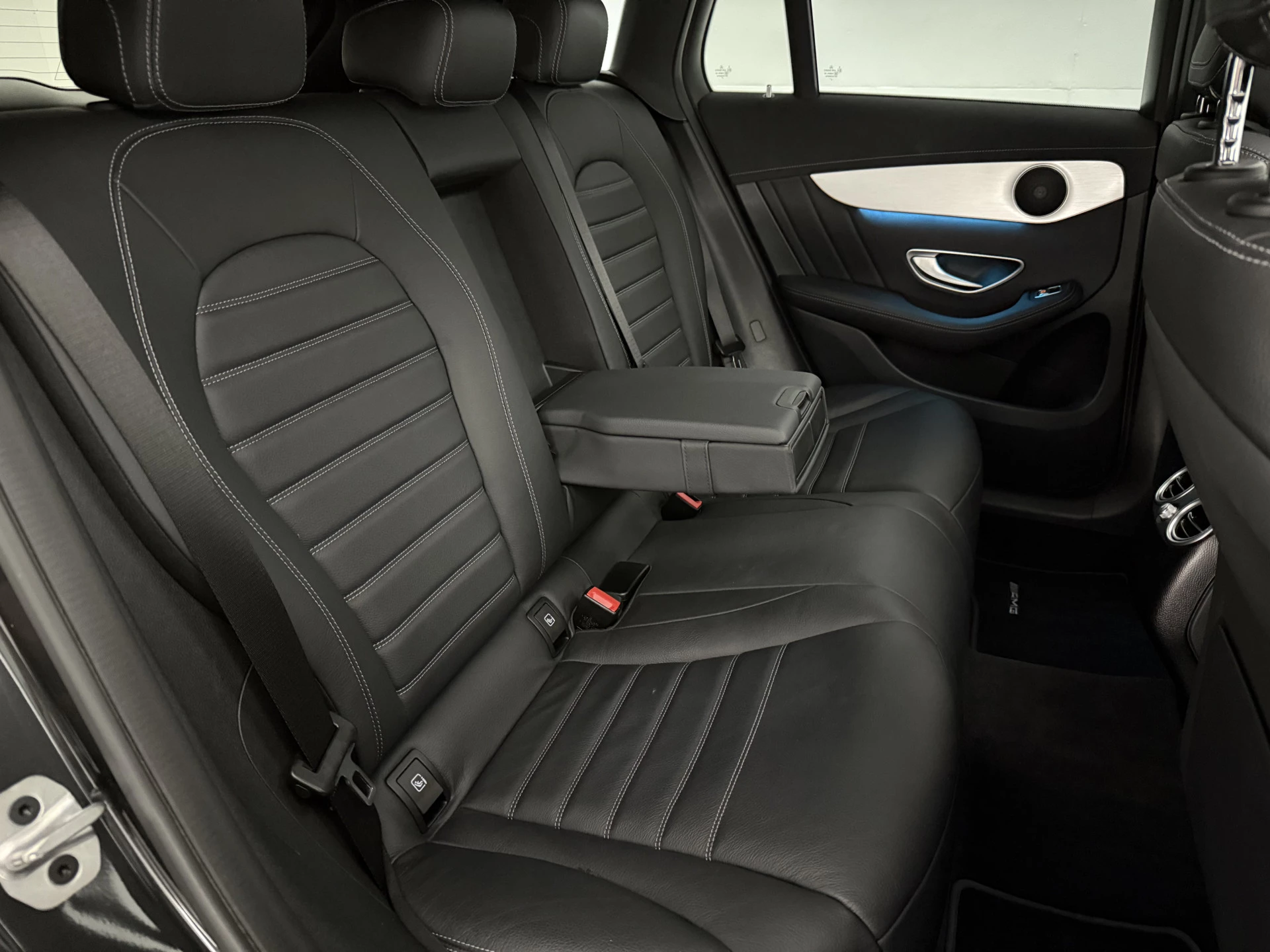Hoofdafbeelding Mercedes-Benz EQC