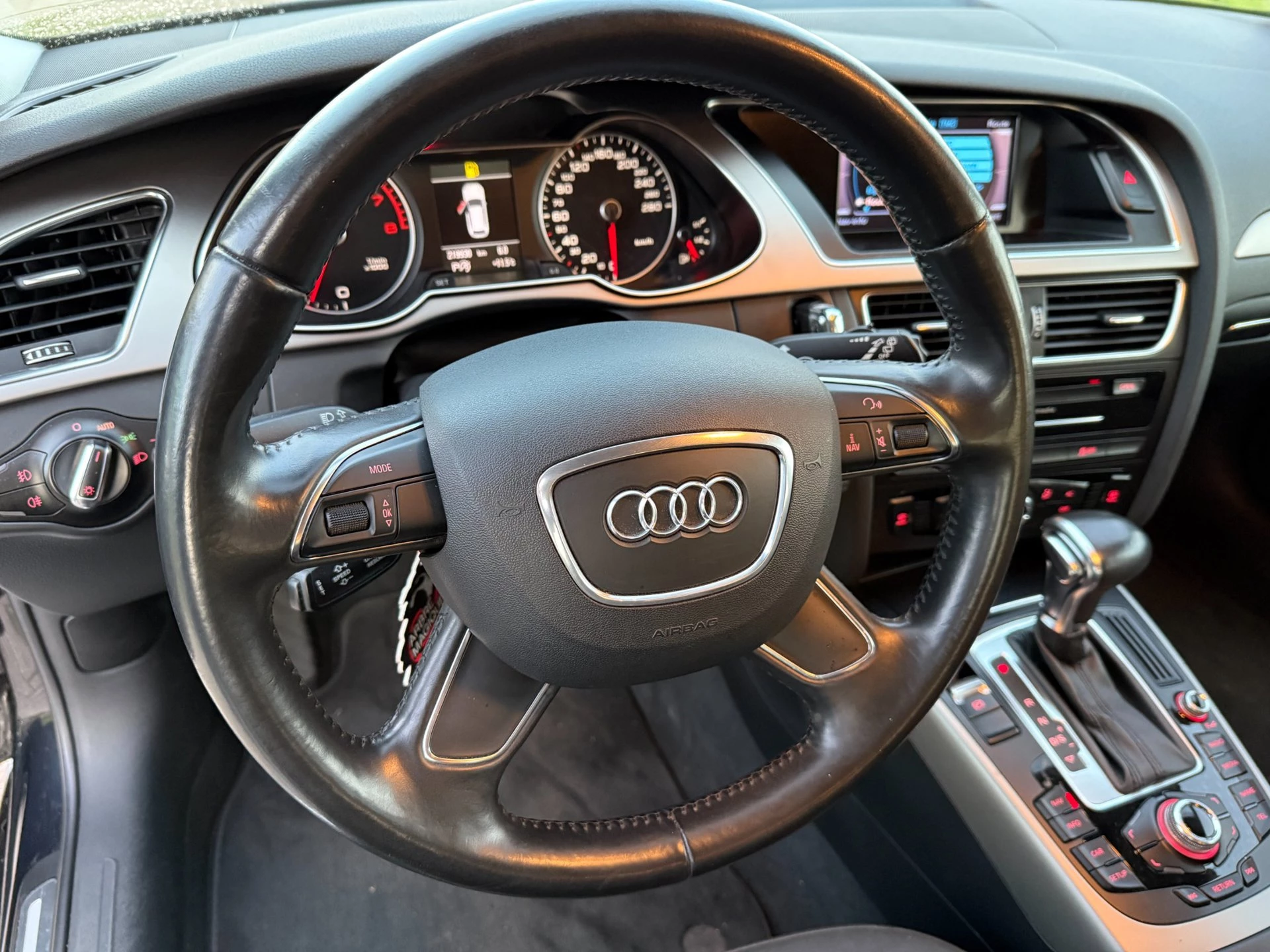 Hoofdafbeelding Audi A4