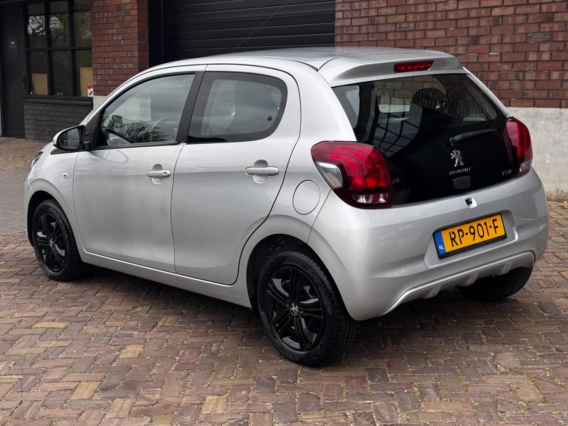 Hoofdafbeelding Peugeot 108