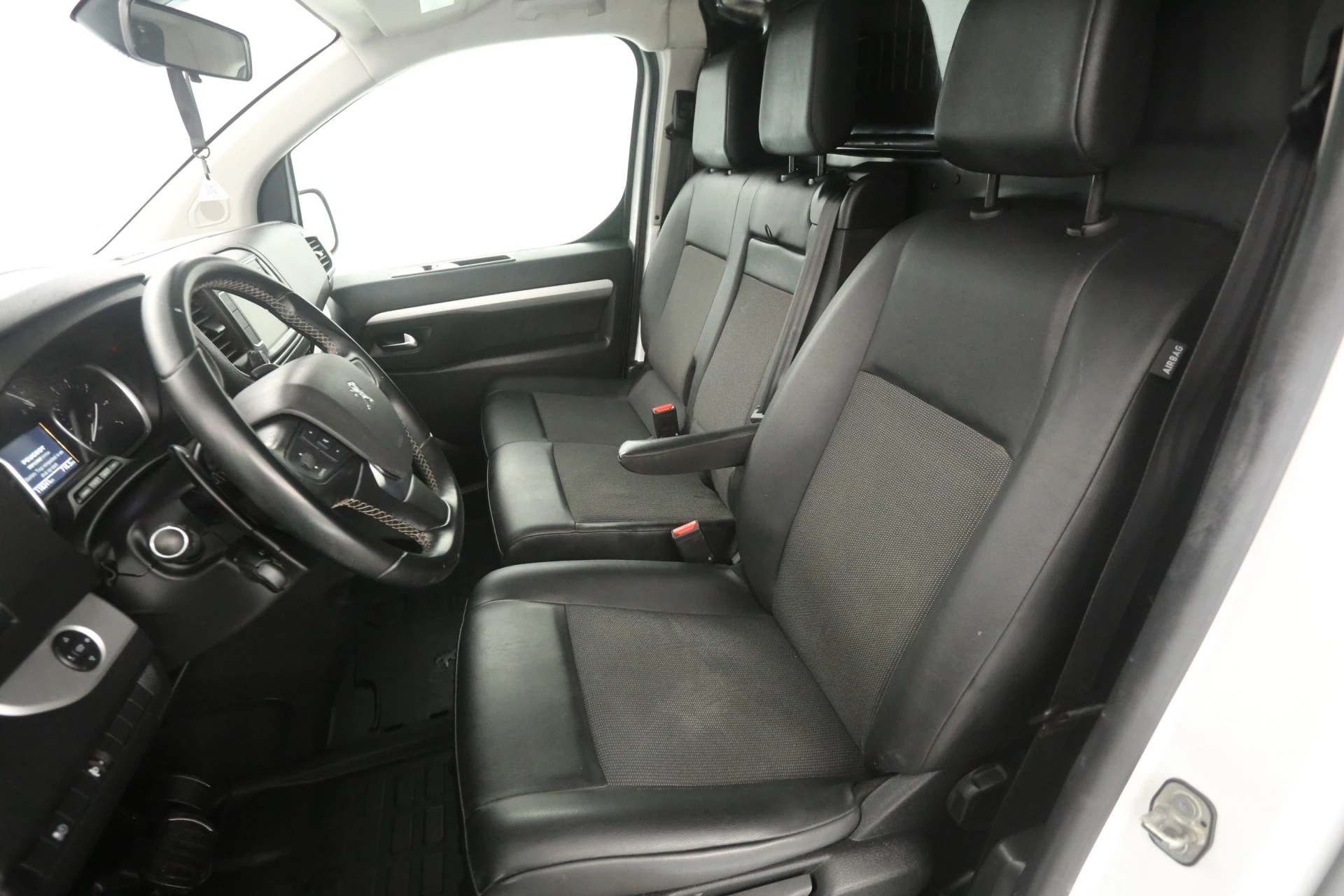 Hoofdafbeelding Peugeot Expert