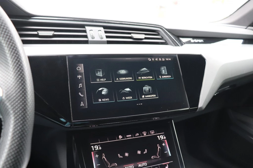 Hoofdafbeelding Audi e-tron