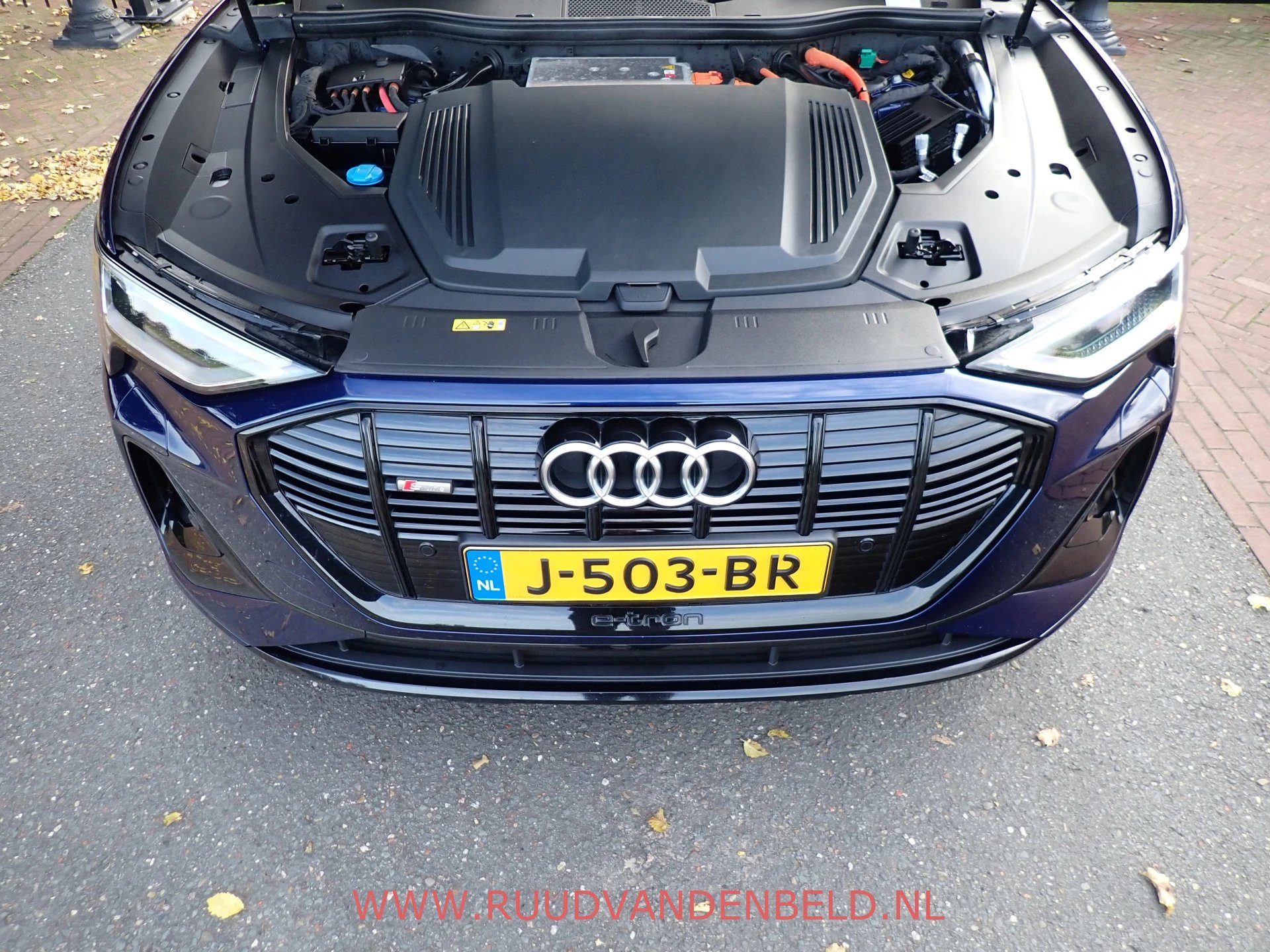 Hoofdafbeelding Audi e-tron