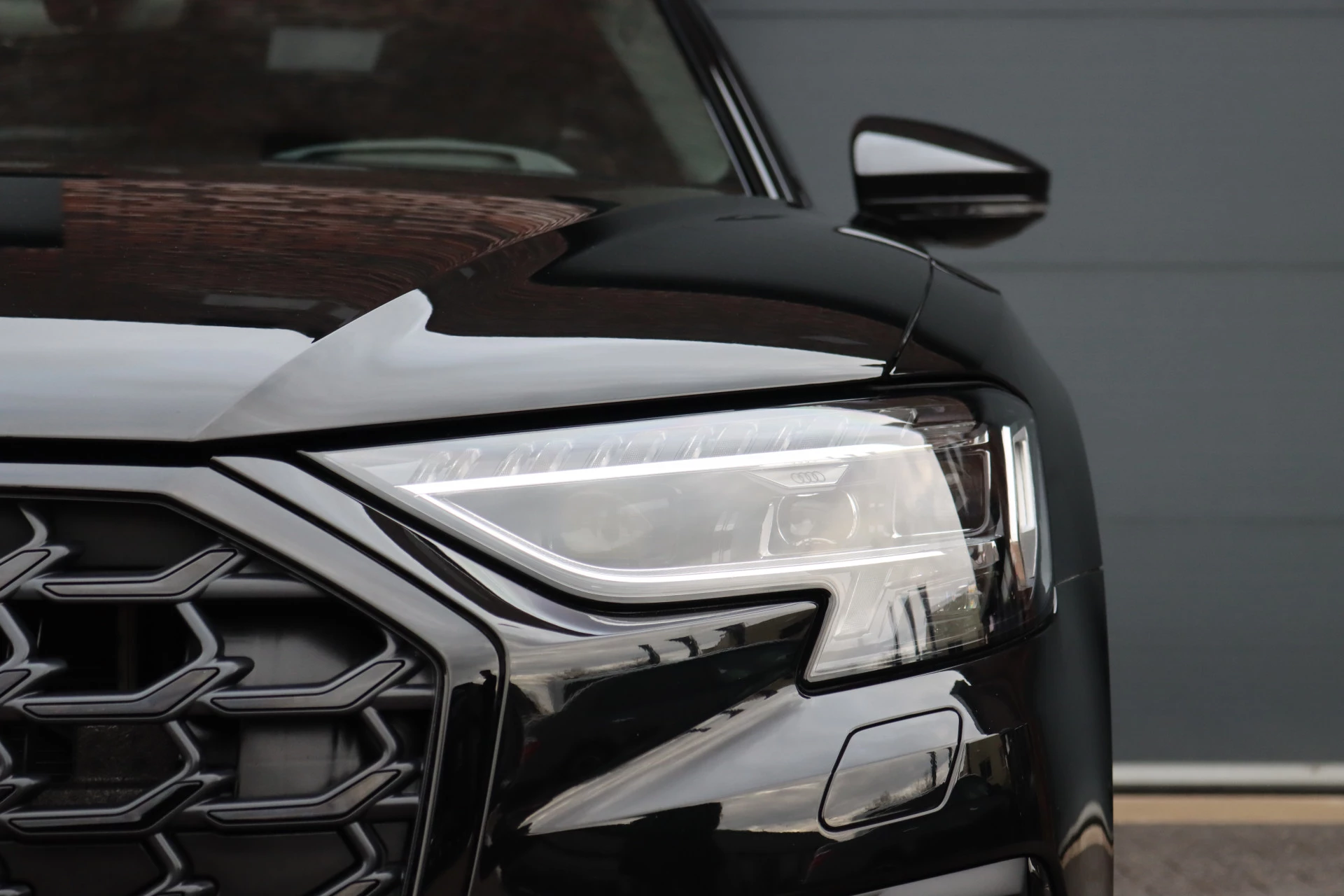 Hoofdafbeelding Audi A8