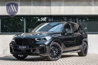 Hoofdafbeelding BMW X5 BMW X5 xDrive45e M Sport H&K Pano Merino 22'' 360c ACC Laser