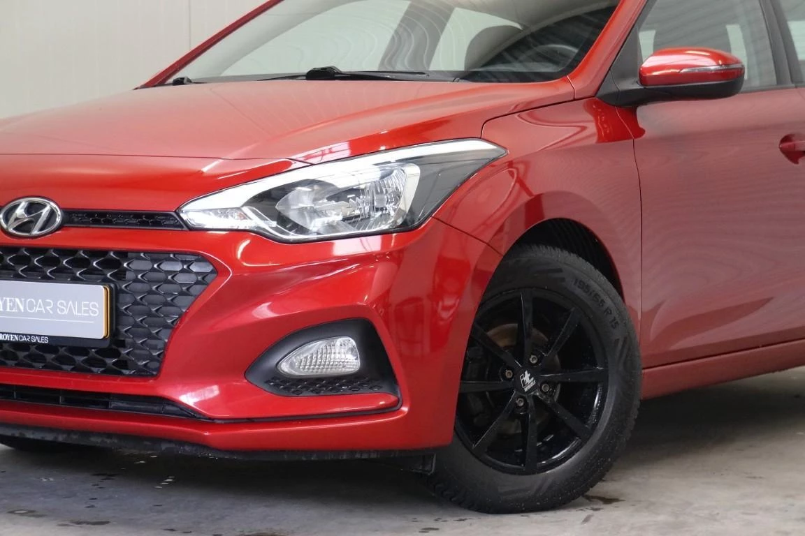 Hoofdafbeelding Hyundai i20