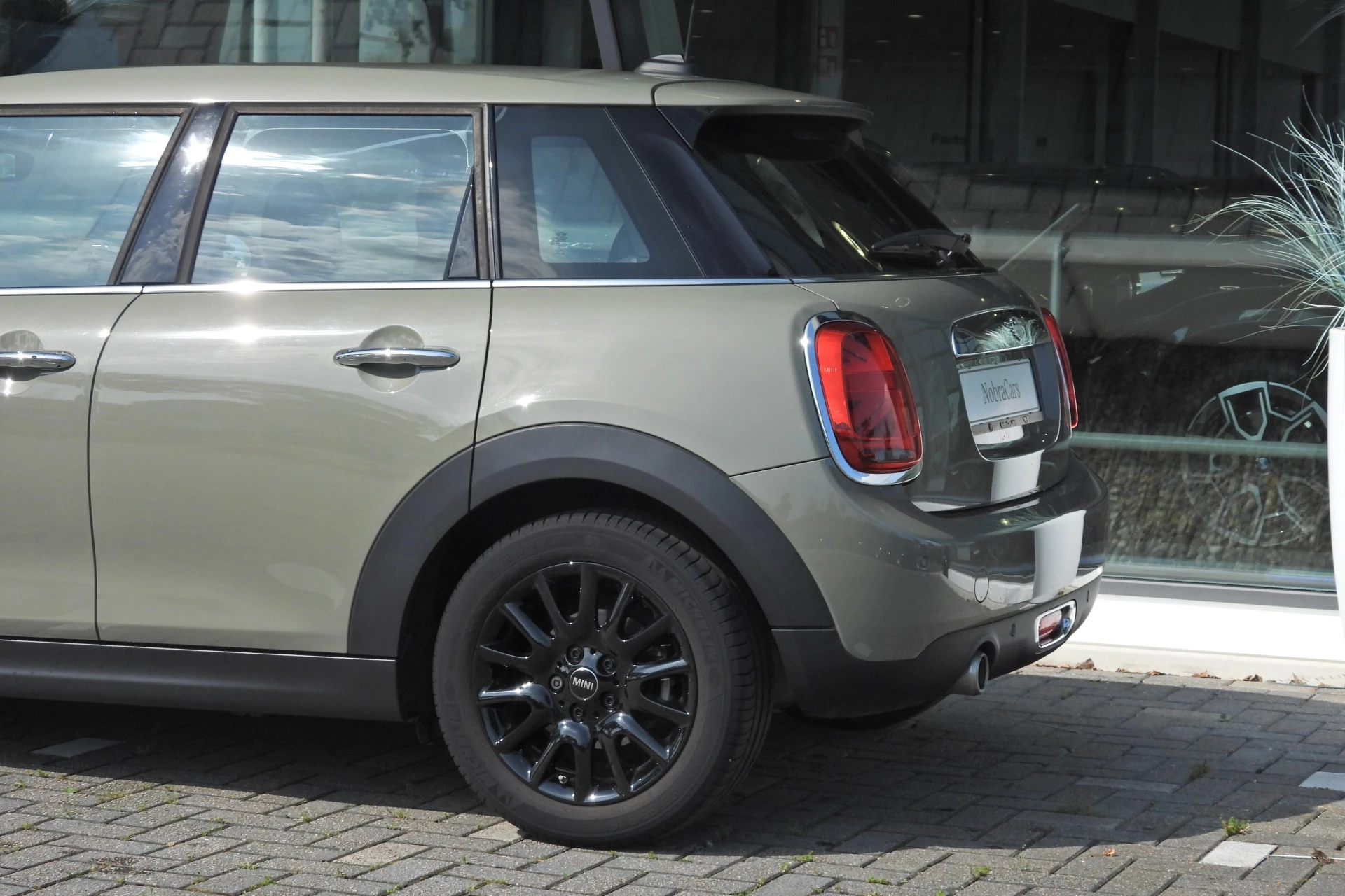 Hoofdafbeelding MINI One