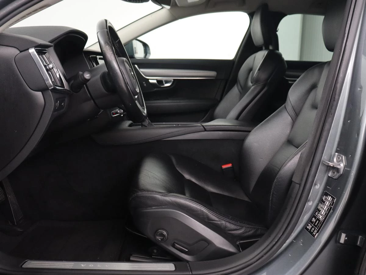 Hoofdafbeelding Volvo V90