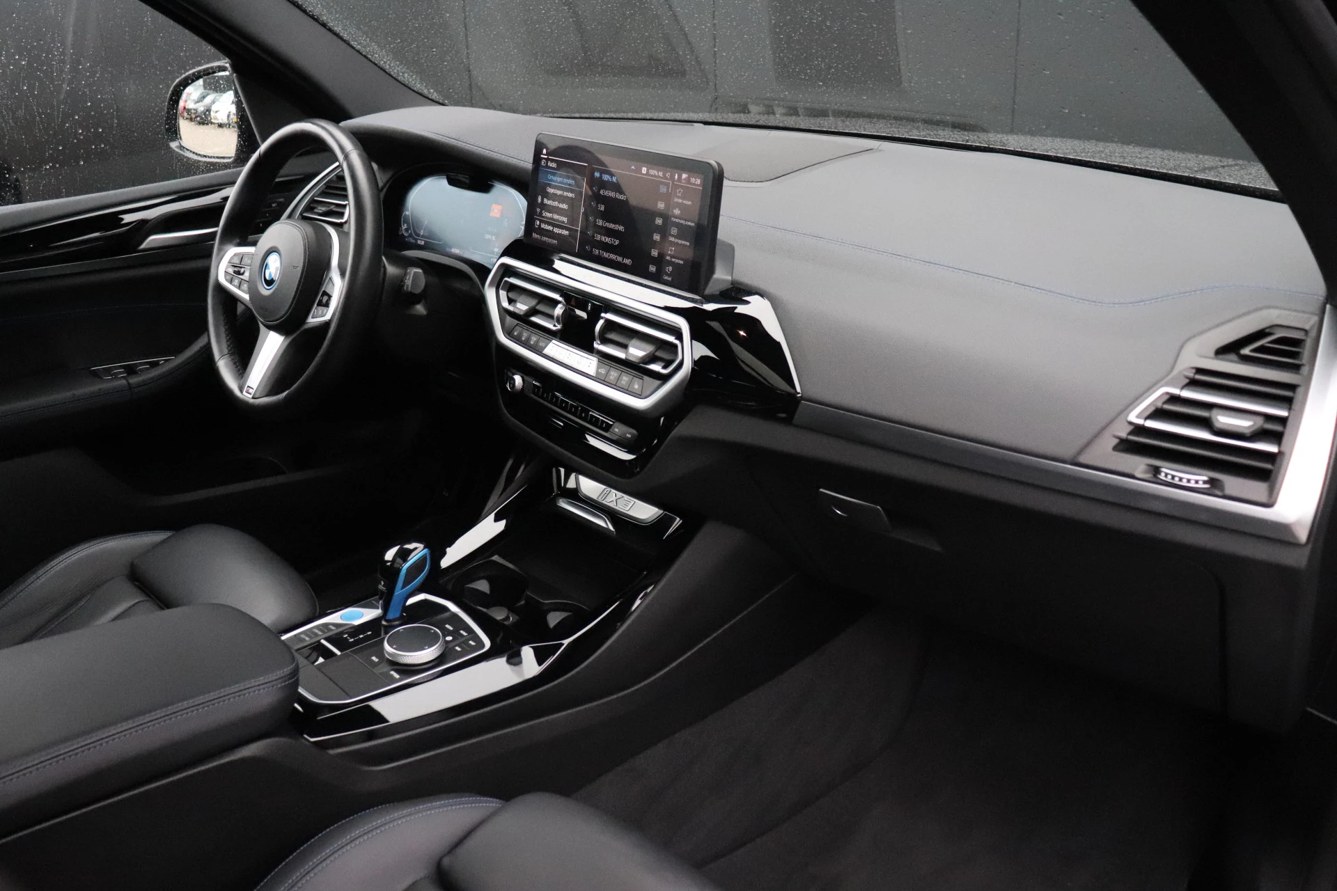Hoofdafbeelding BMW iX3