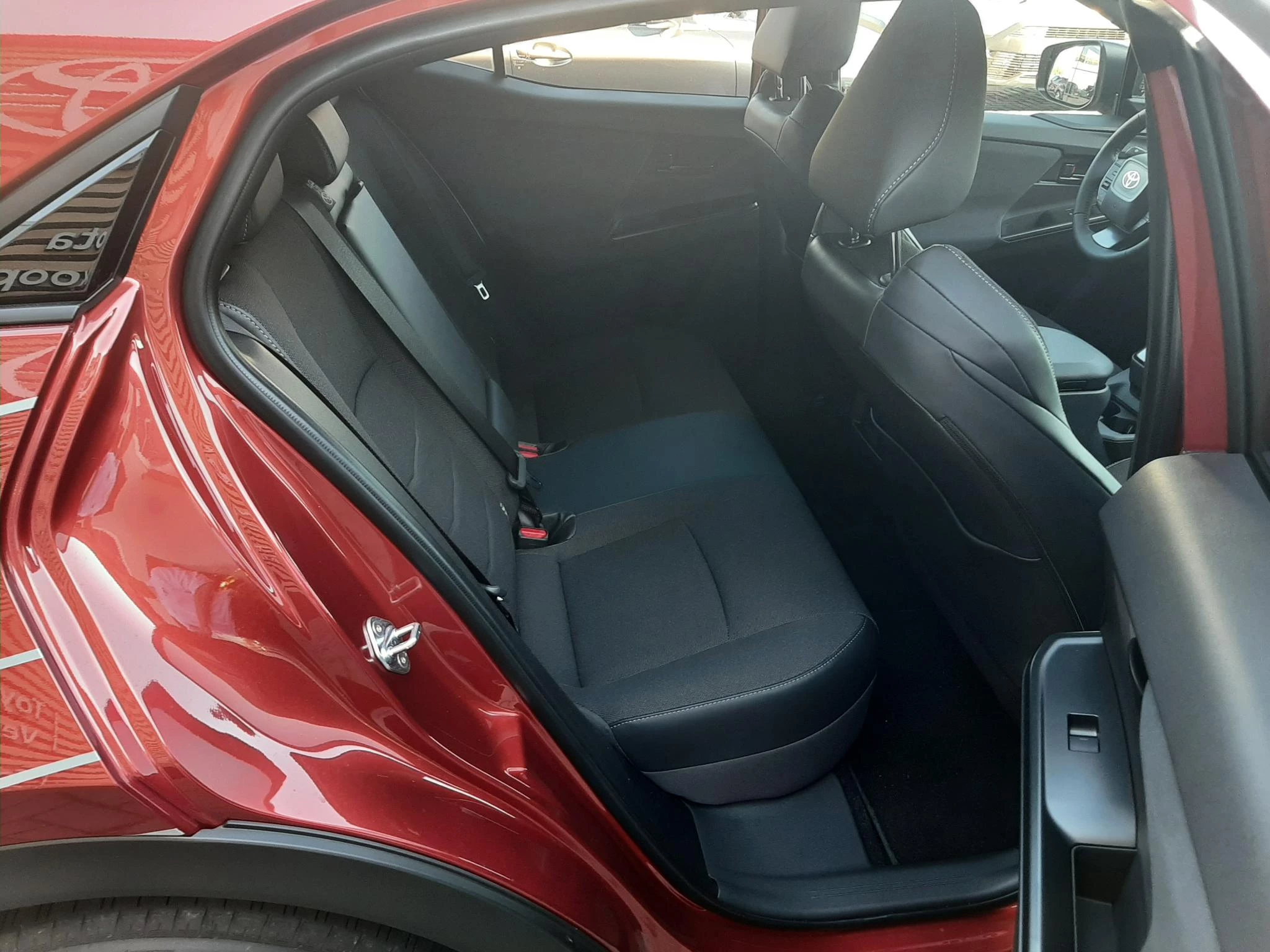Hoofdafbeelding Toyota C-HR+