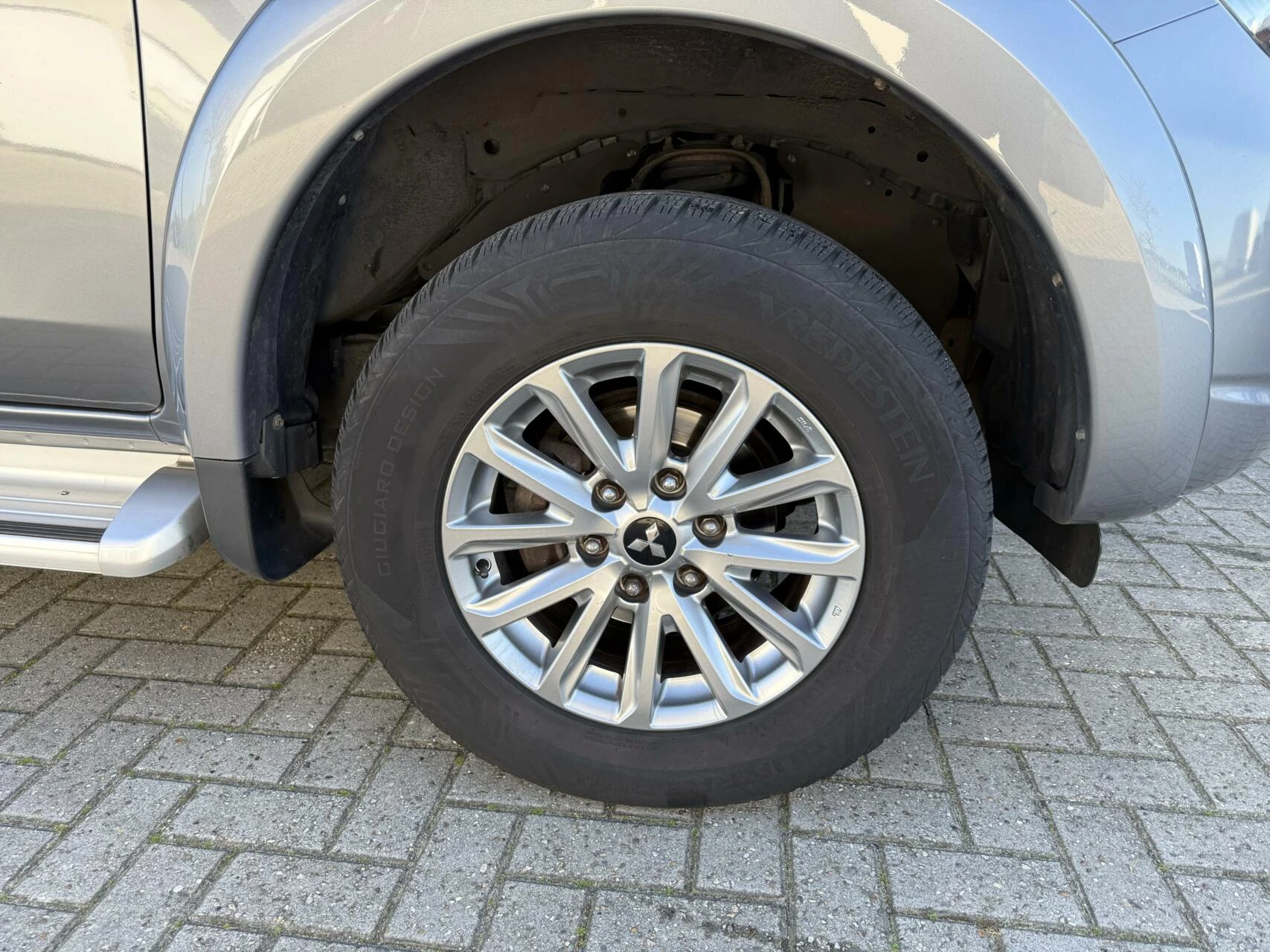 Hoofdafbeelding Mitsubishi L200