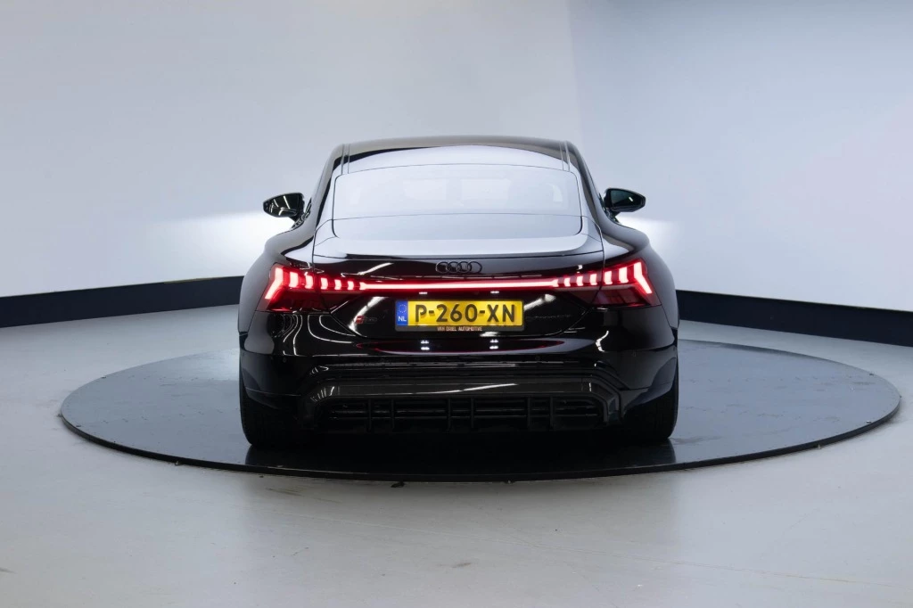 Hoofdafbeelding Audi e-tron GT