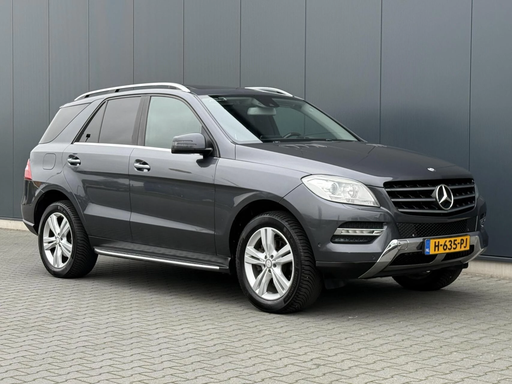 Hoofdafbeelding Mercedes-Benz M-Klasse