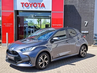 Toyota Yaris 1.5 Hybrid 115 Dynamic COMFORT PACK MODELJAAR 2025 NIEUW UIT VOORRAAD LEVERBAAR