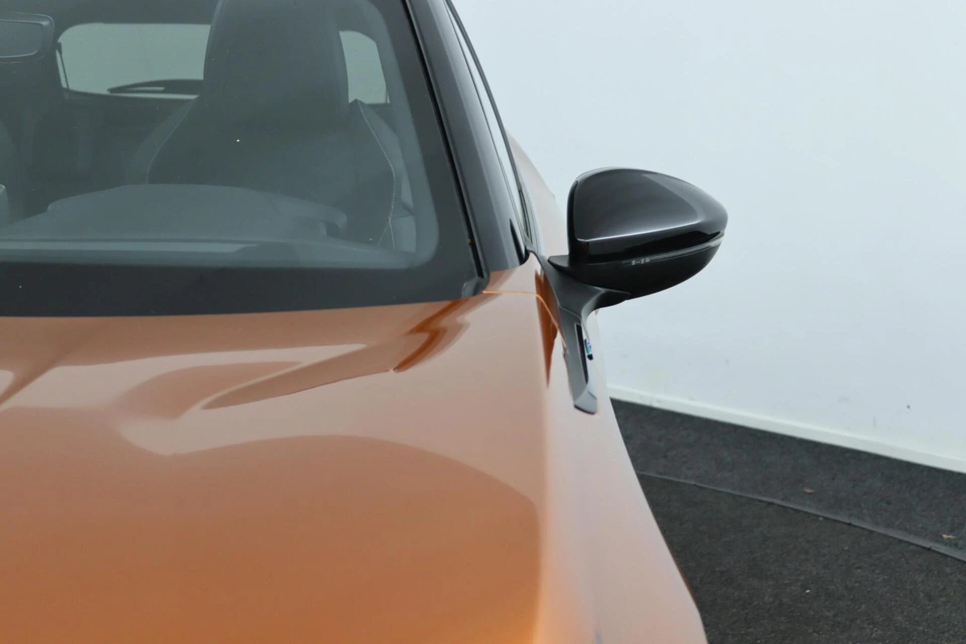 Hoofdafbeelding Peugeot e-2008