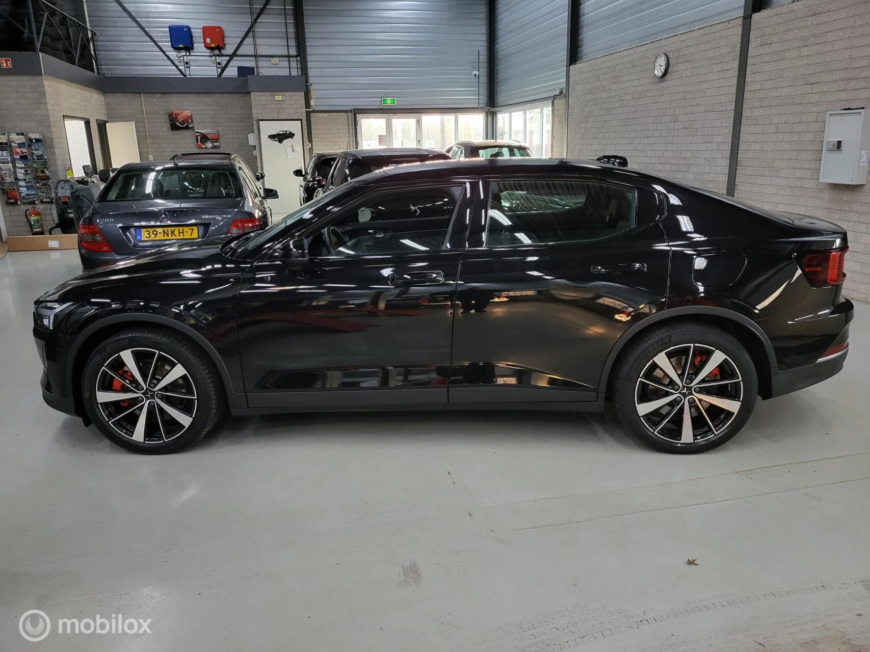 Hoofdafbeelding Polestar 2