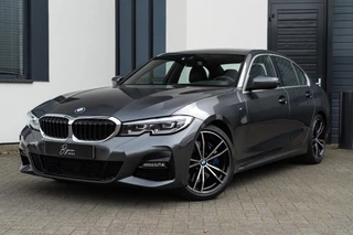 BMW 3-serie 320i M-Sport CAMERA / LEER / HUD