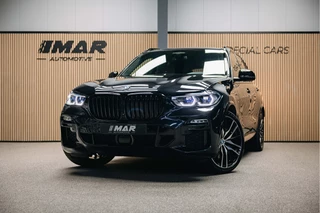 Hoofdafbeelding BMW X5 BMW X5 xDrive45e High Executive | Luchtvering | Pano | Harman/Kardon | Head-Up | 360 camera |