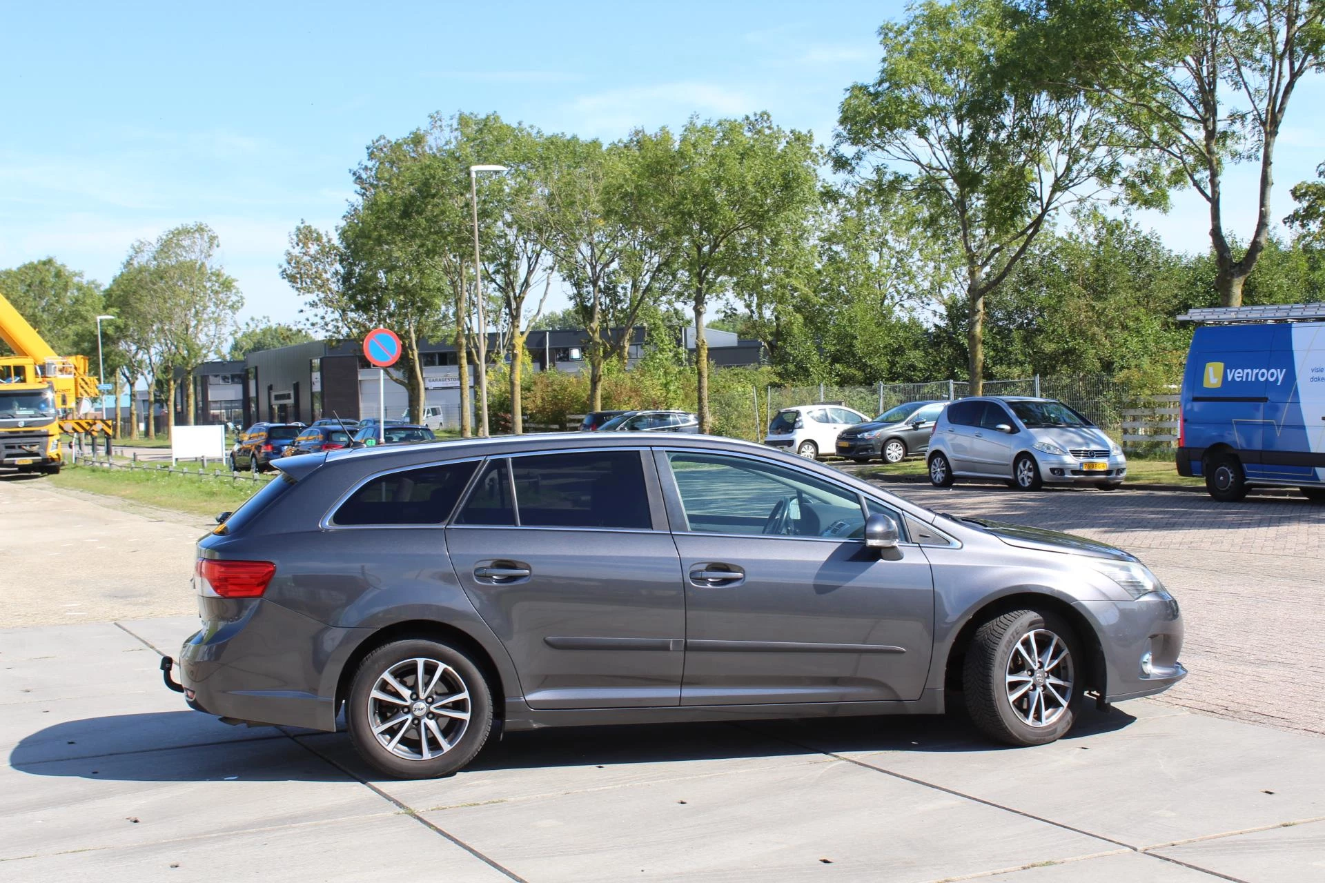 Hoofdafbeelding Toyota Avensis