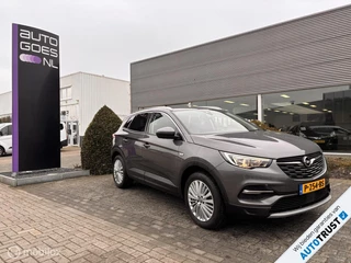 Hoofdafbeelding Opel Grandland X Opel Grandland X 1.2 Turbo Innovation Trekhaak Navi