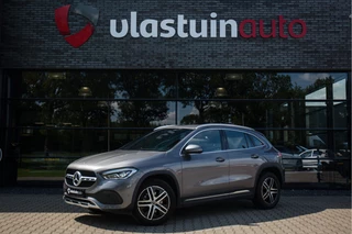 Hoofdafbeelding Mercedes-Benz GLA Mercedes-Benz GLA 200 Progressive , Achteruitrijcamera, Cruise control, Stoelverwarming,