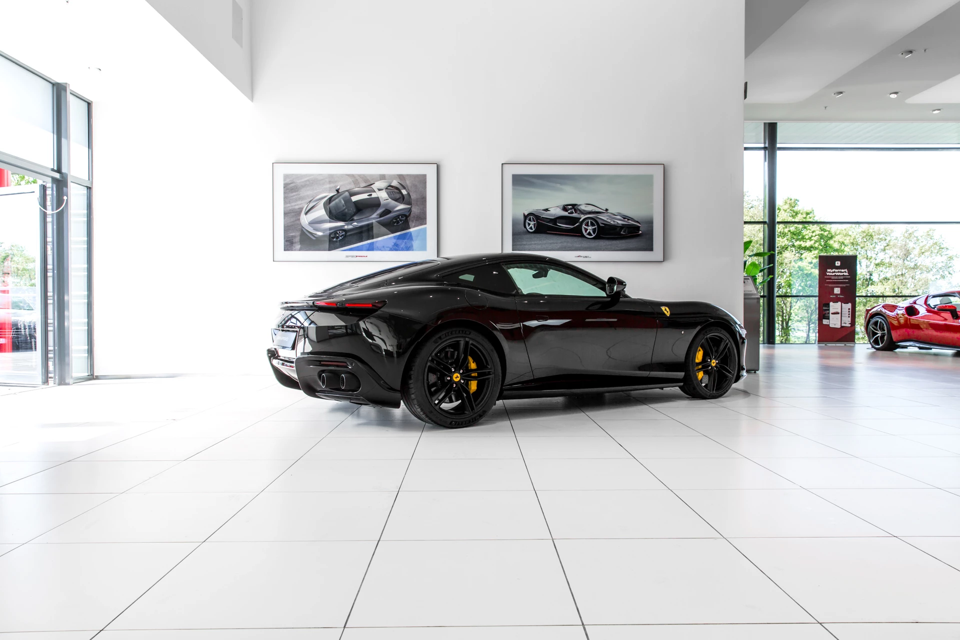 Hoofdafbeelding Ferrari Roma