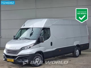 Iveco Daily 35S18 3.0L Automaat L3H2 ACC Navi LED Camera Trekhaak Airco Trekhaak