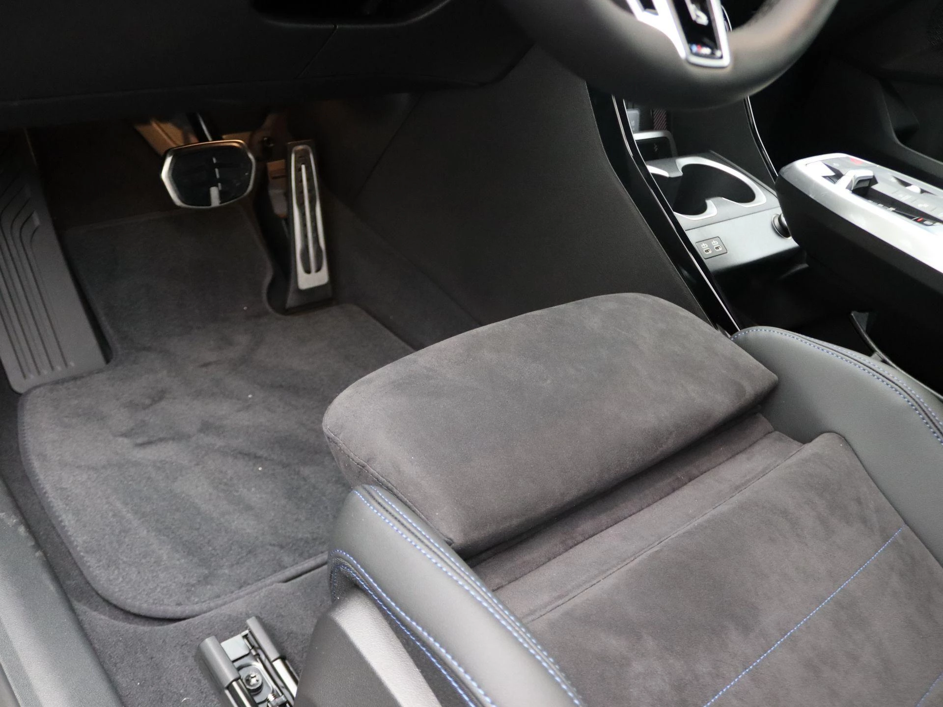 Hoofdafbeelding BMW iX2