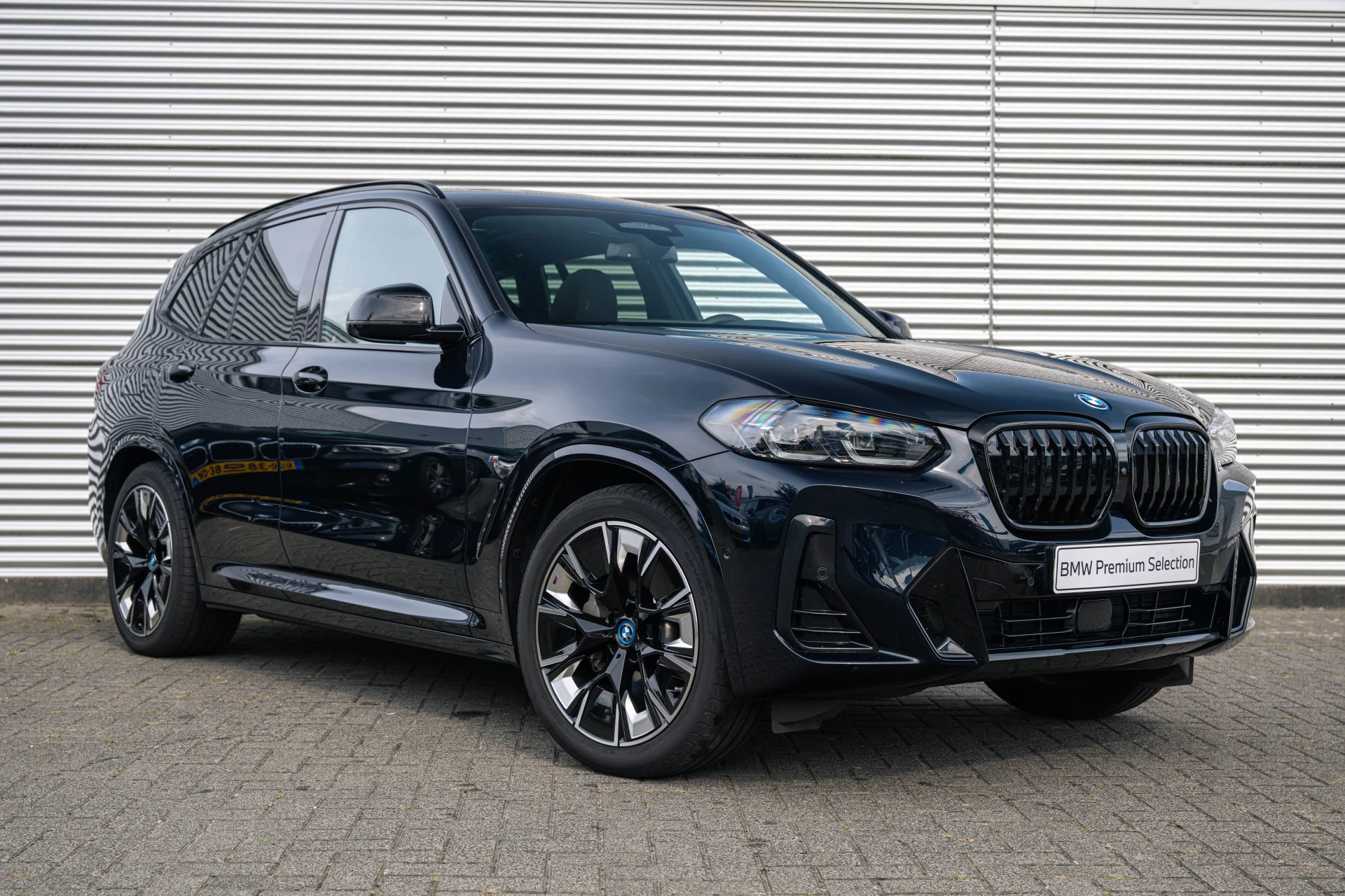 Hoofdafbeelding BMW iX3