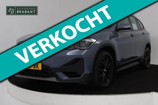 BMW X1 SDrive18i High Executive Edition (NAVIGATIE, CARPLAY, HEAD-UP, STOELVERWARMING, 1e EIGENAAR, DEALER ONDERHOUDEN)