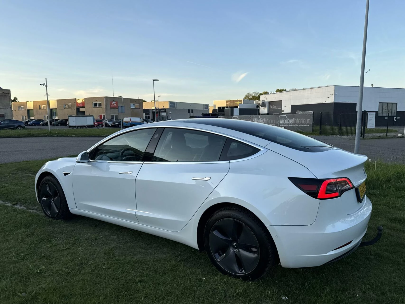 Hoofdafbeelding Tesla Model 3