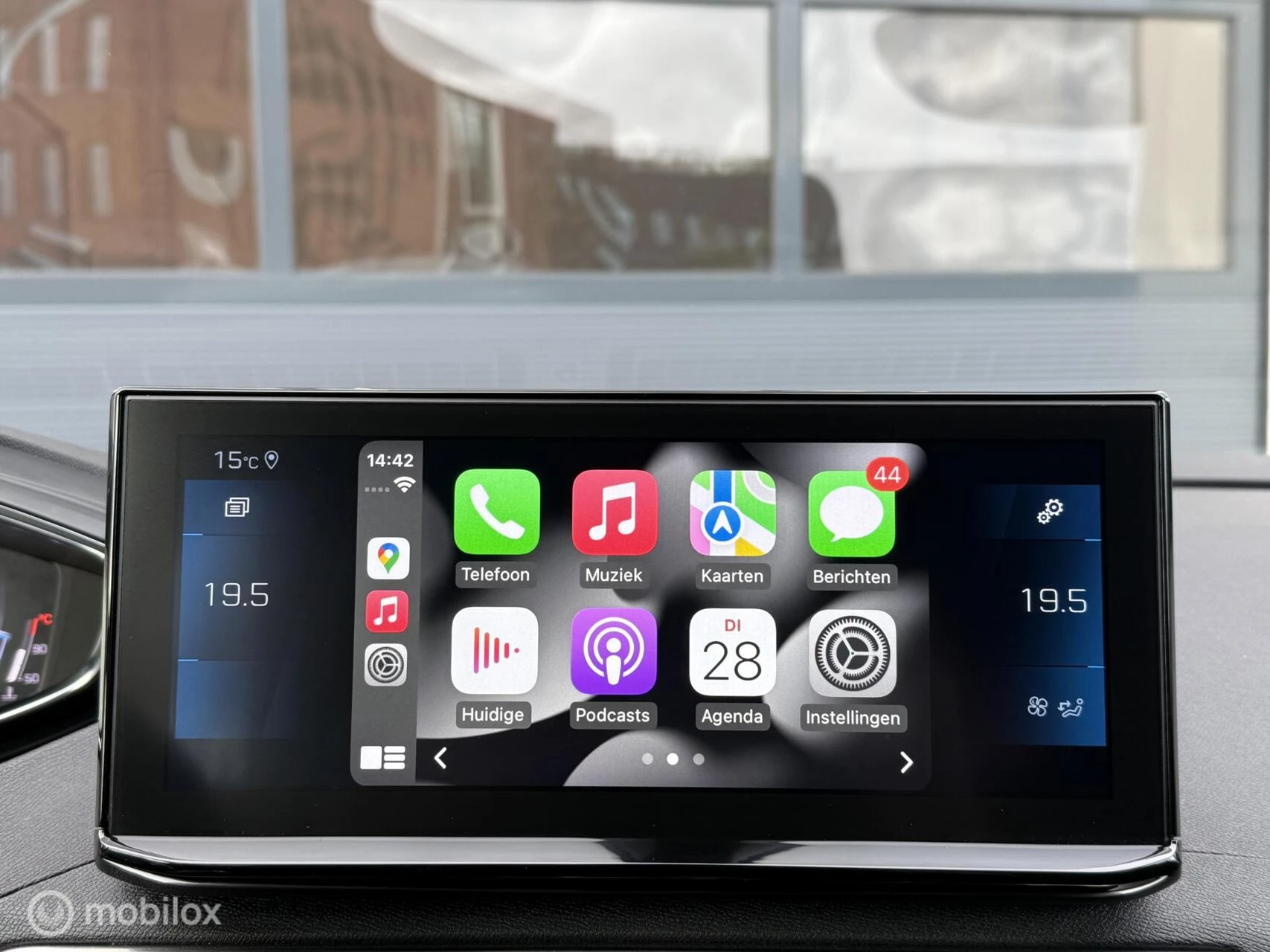 Hoofdafbeelding Peugeot 5008