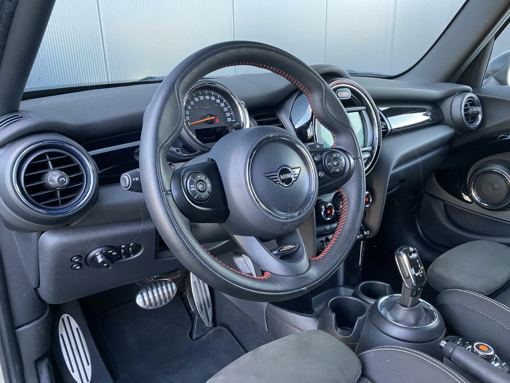 Hoofdafbeelding MINI Cooper