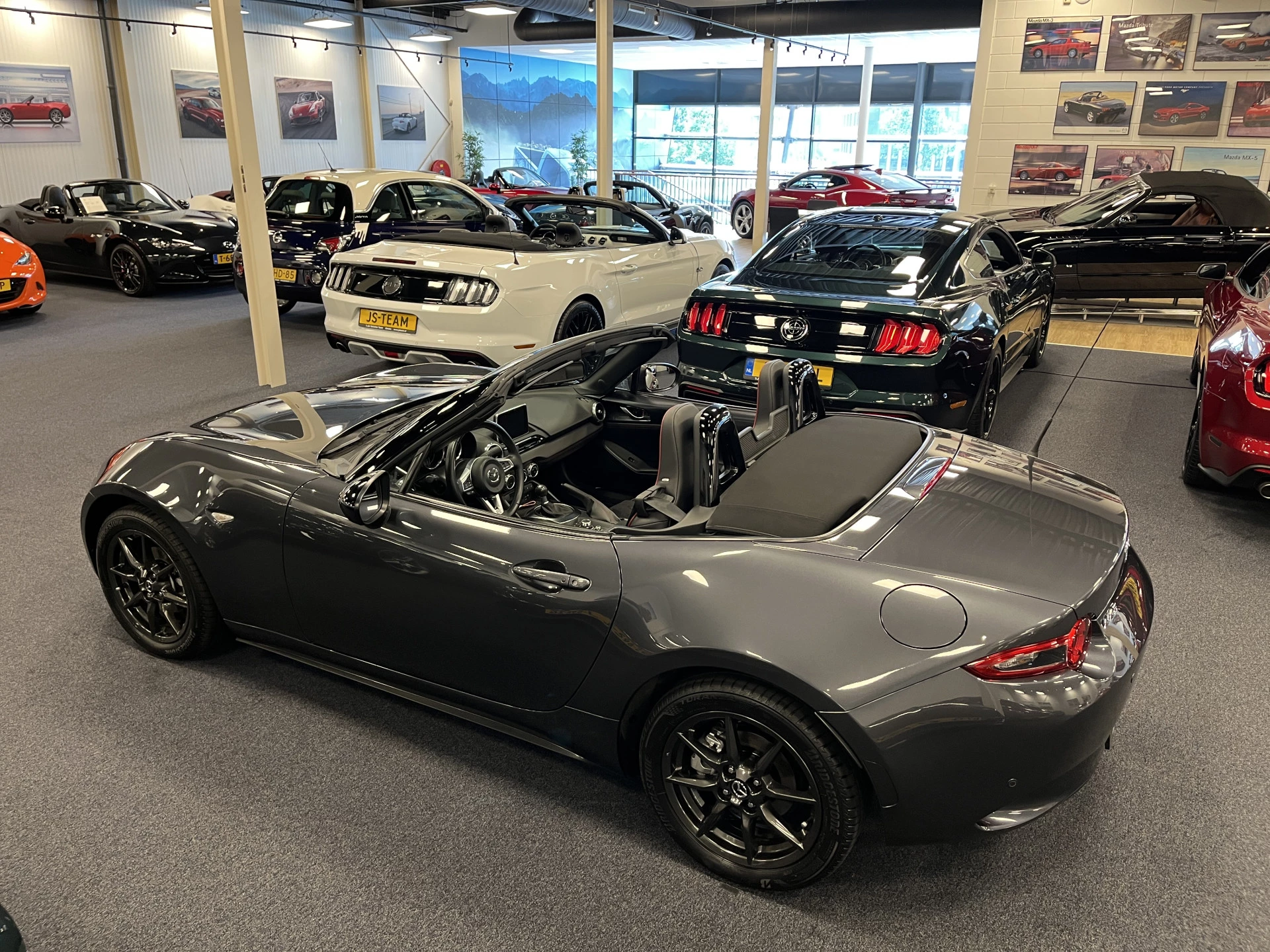Hoofdafbeelding Mazda MX-5
