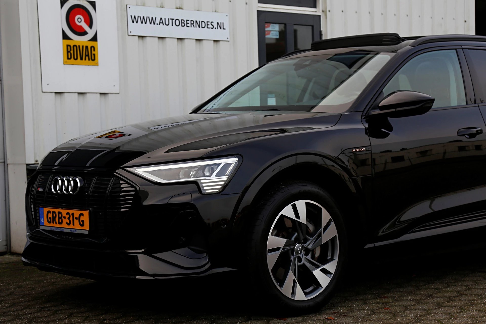 Hoofdafbeelding Audi e-tron