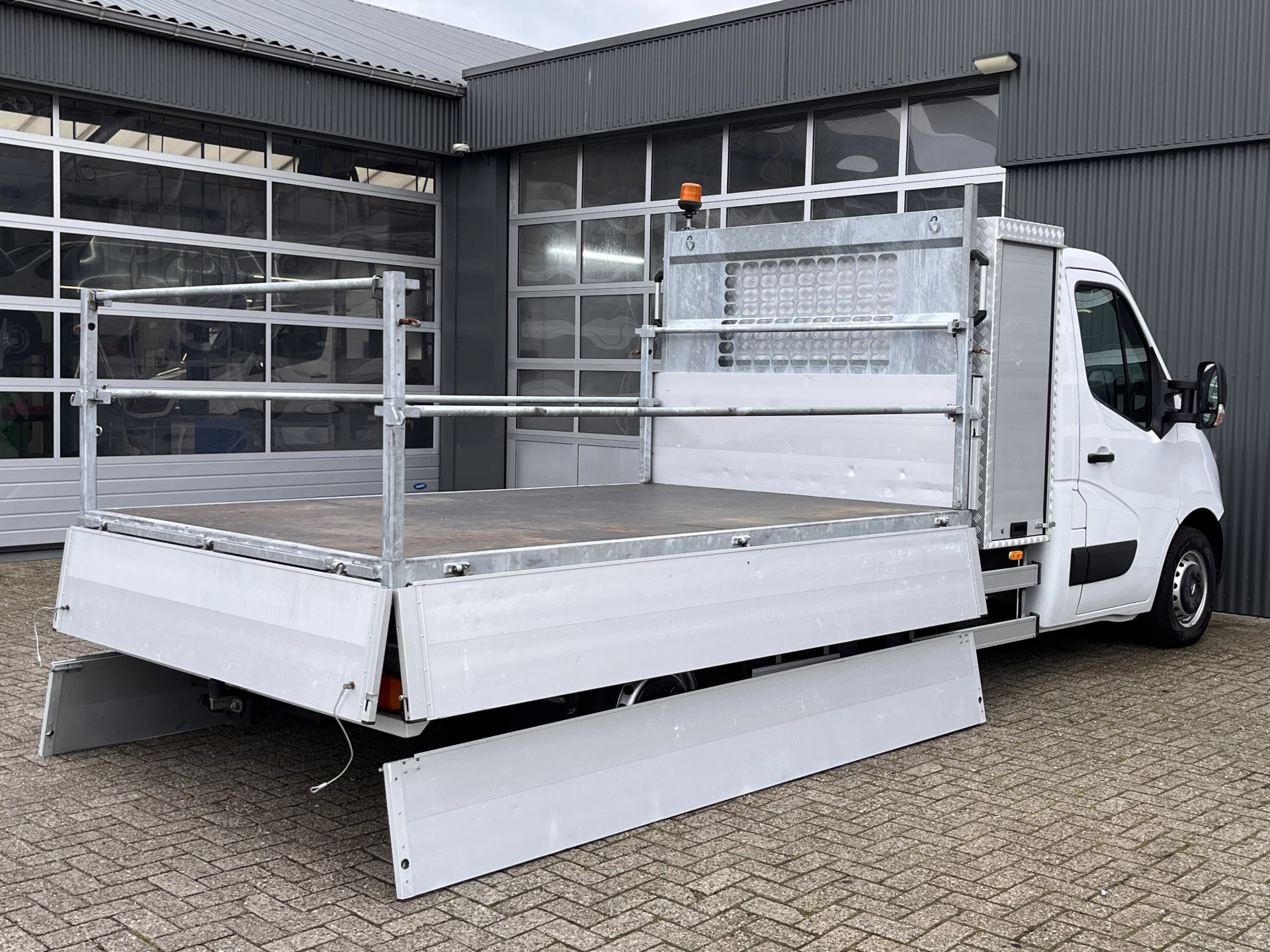 Hoofdafbeelding Opel Movano