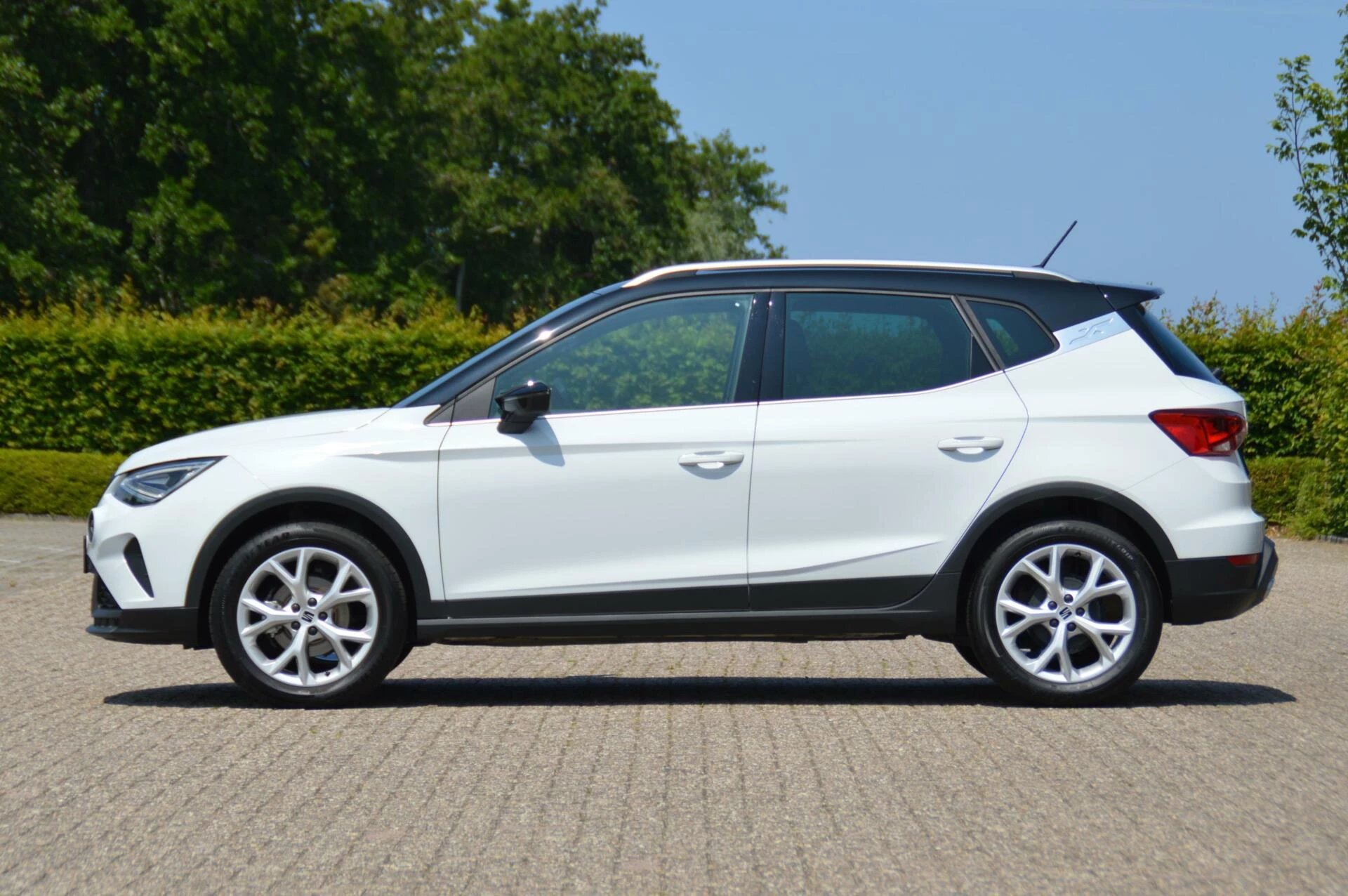 Hoofdafbeelding SEAT Arona