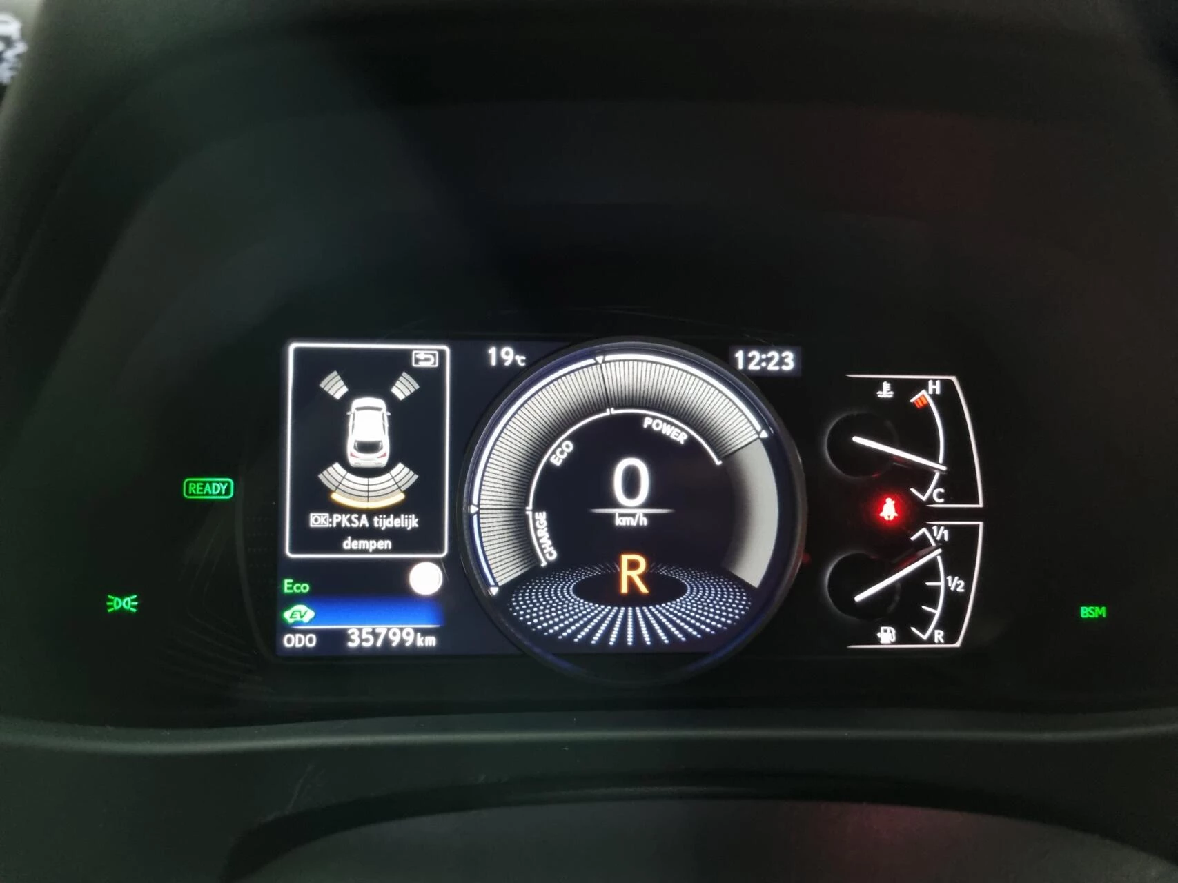 Hoofdafbeelding Lexus UX