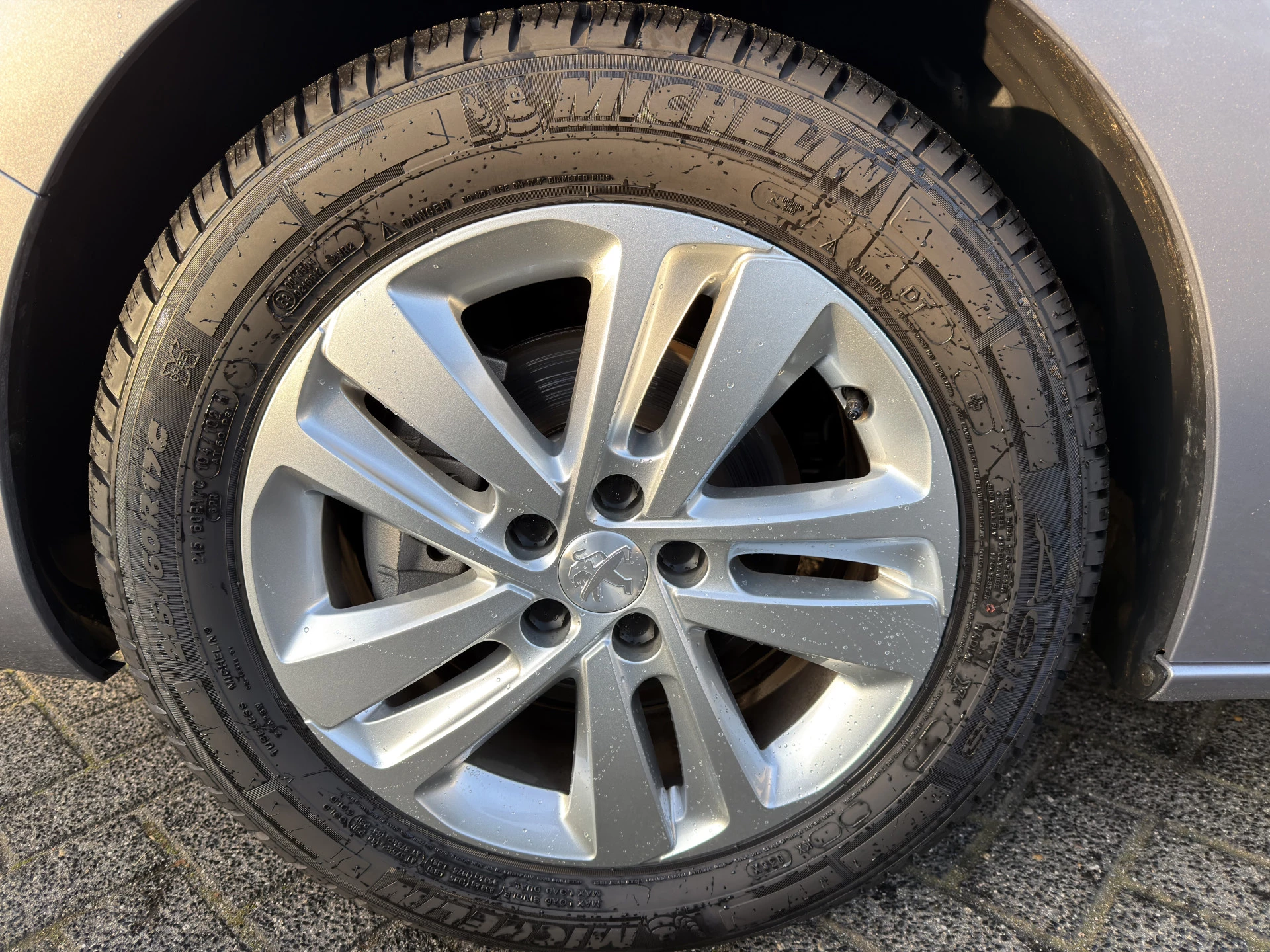 Hoofdafbeelding Peugeot e-Expert