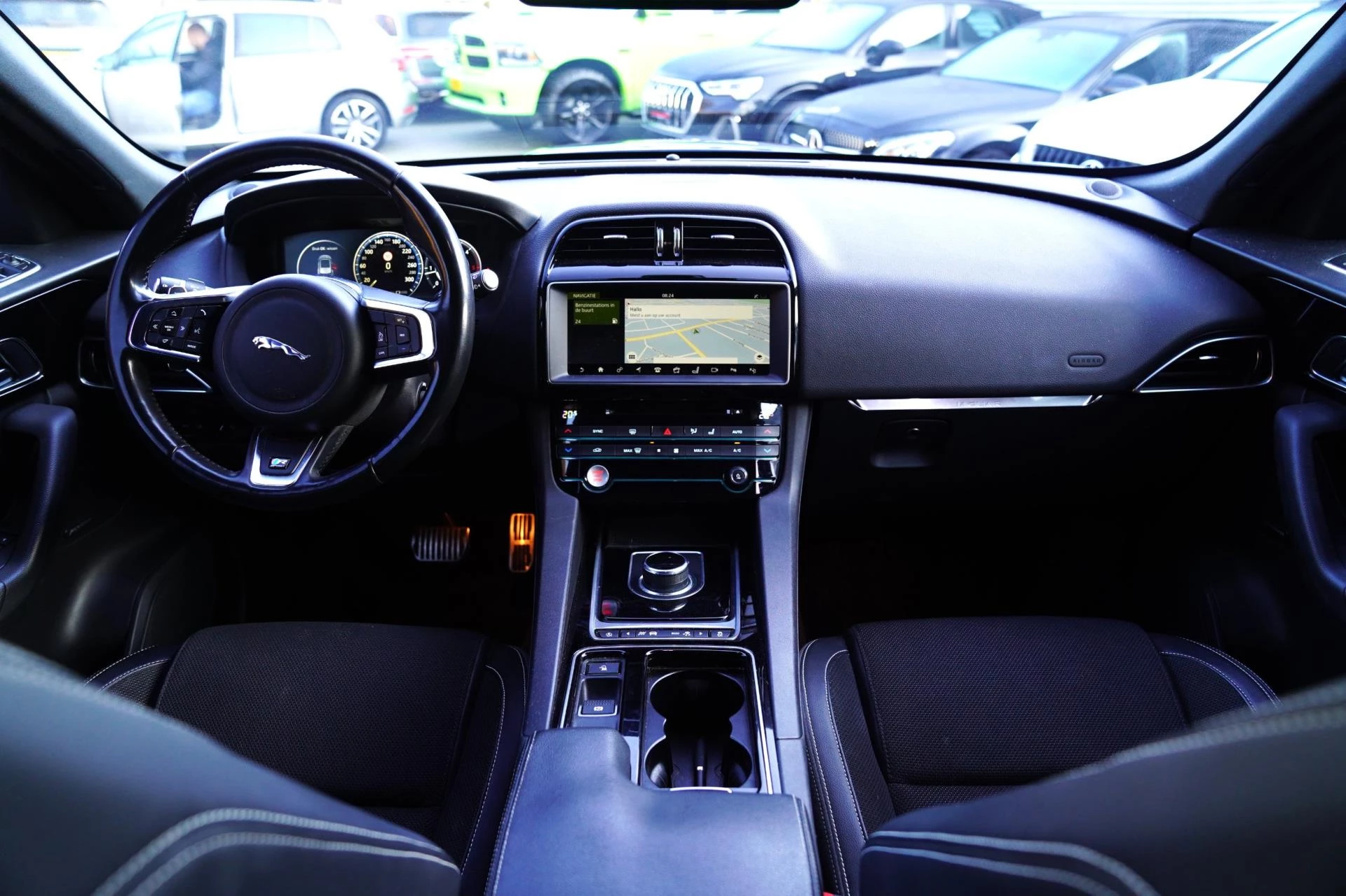 Hoofdafbeelding Jaguar F-PACE