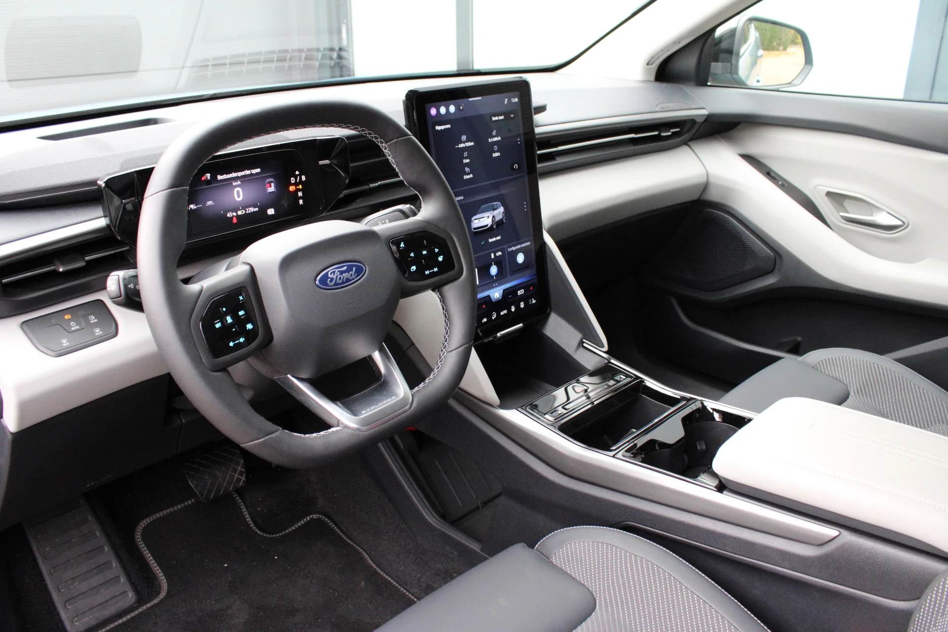 Hoofdafbeelding Ford Explorer