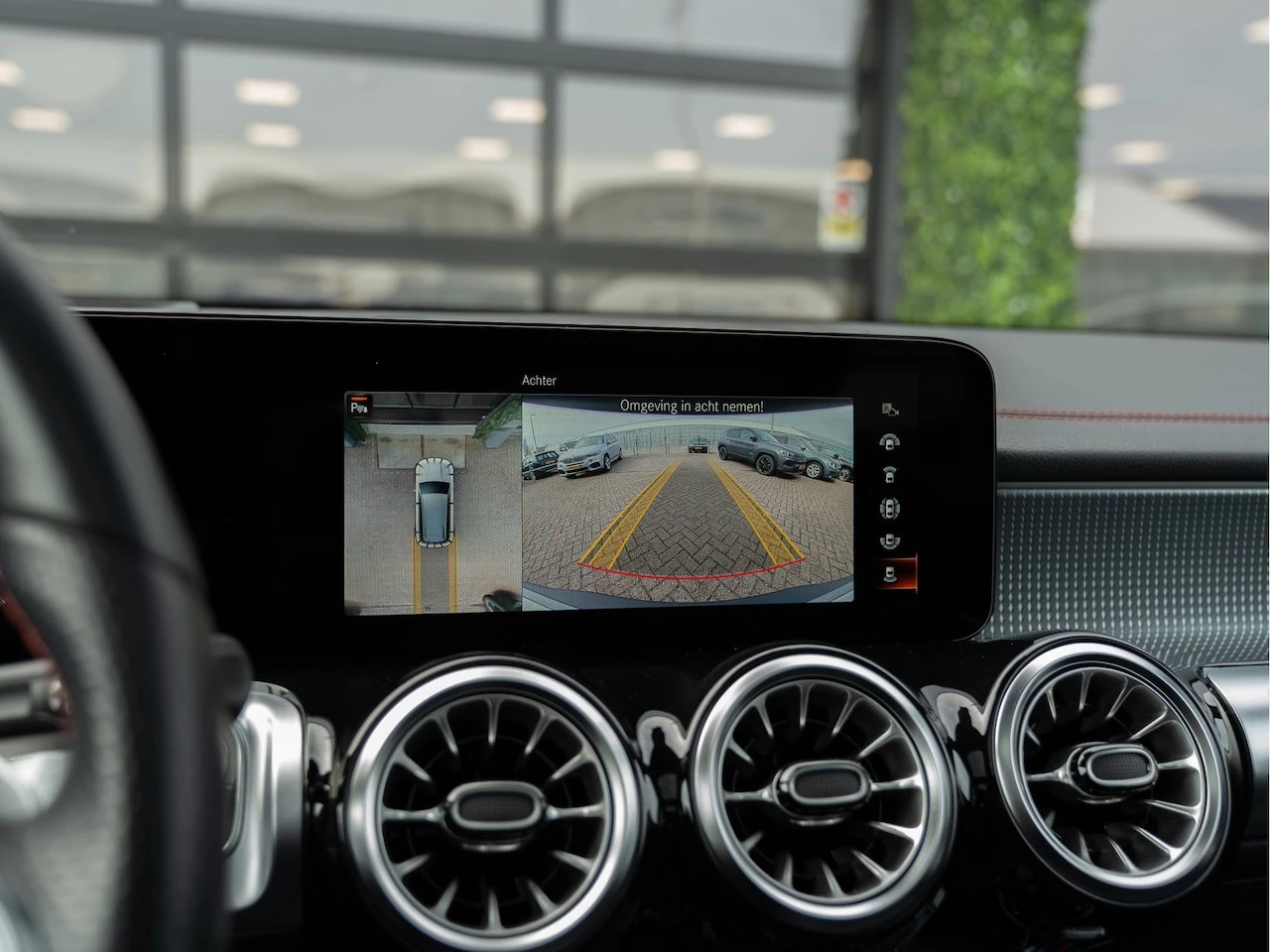 Hoofdafbeelding Mercedes-Benz EQB